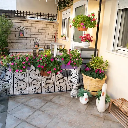 Katherine Appartement Eleousa