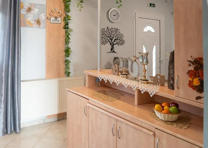 Katherine Appartement Eleousa